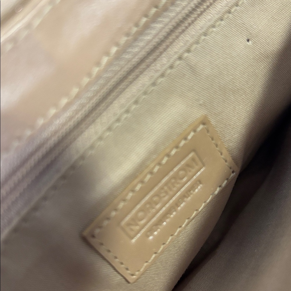 NEW NORDSTROM CLUTCH WALLET LEATHER BEIGE - Picture 8 of 8